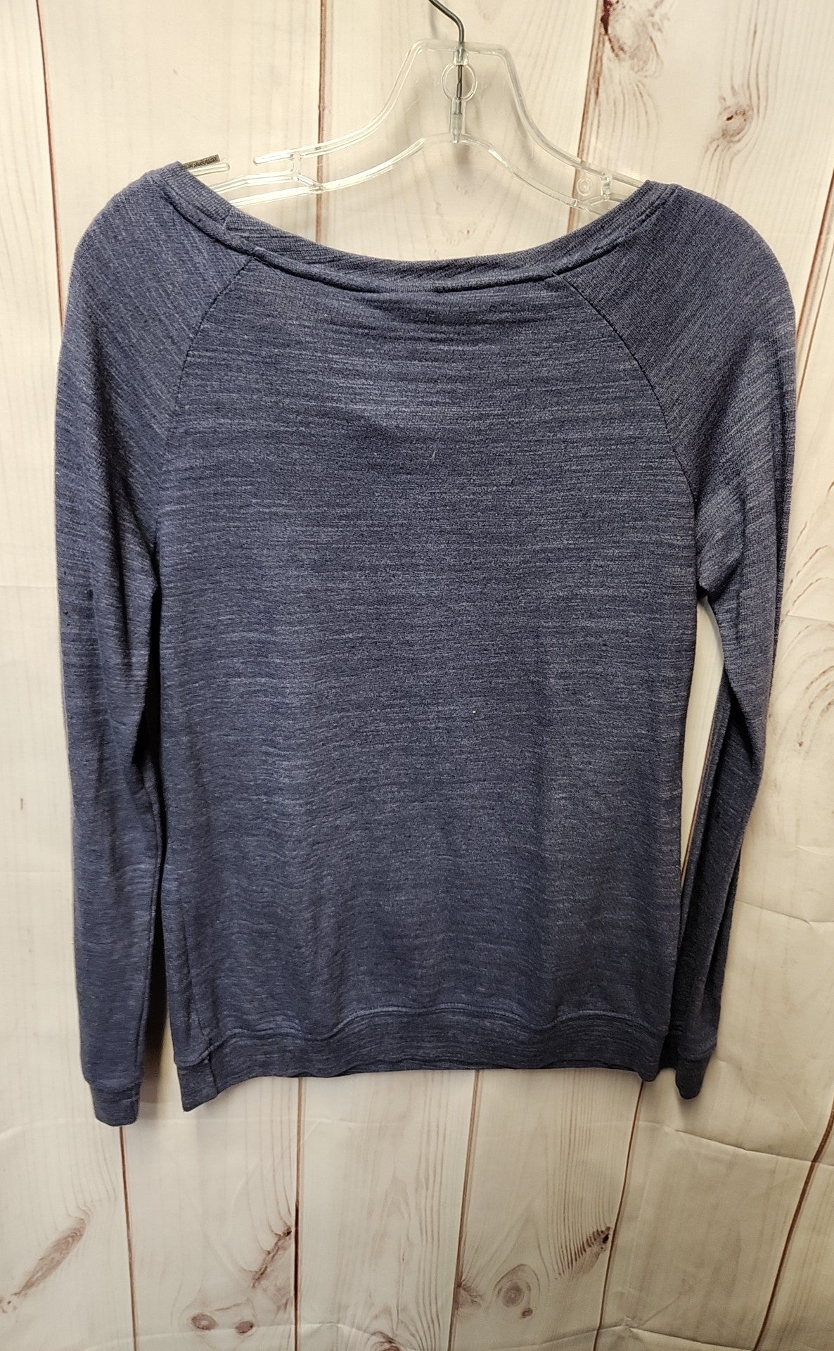 NFL Women's Size M Teen 7/9 Blue Long Sleeve Top New England Patriots