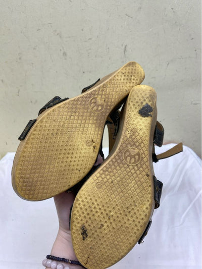 Lassen Women's Size 8 Black Sandals