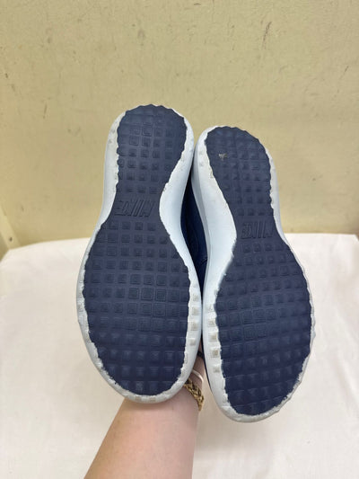 Nike Women's Size 6 Blue Sneakers Shoes