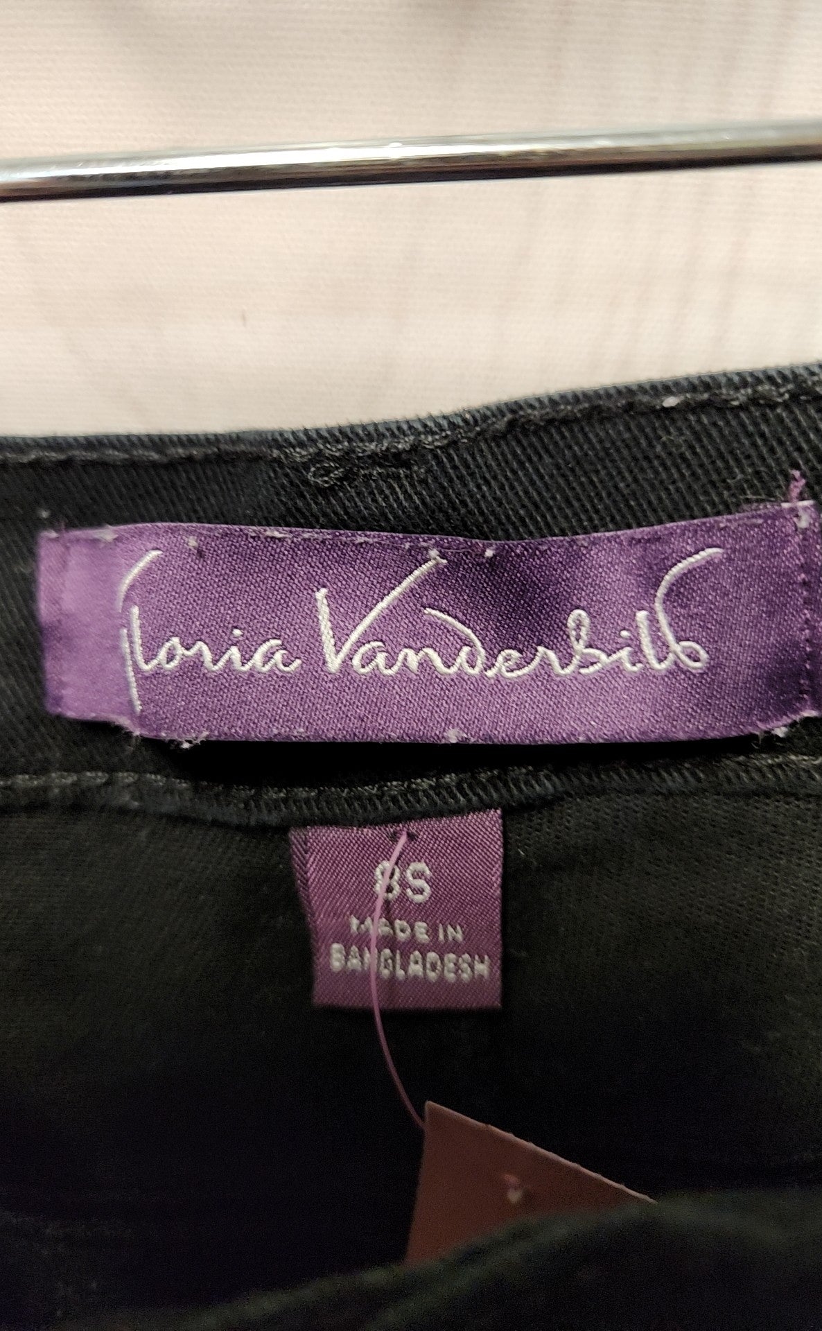 Gloria Vanderbilt Women's Size 8 Short Black Jeans Amanda