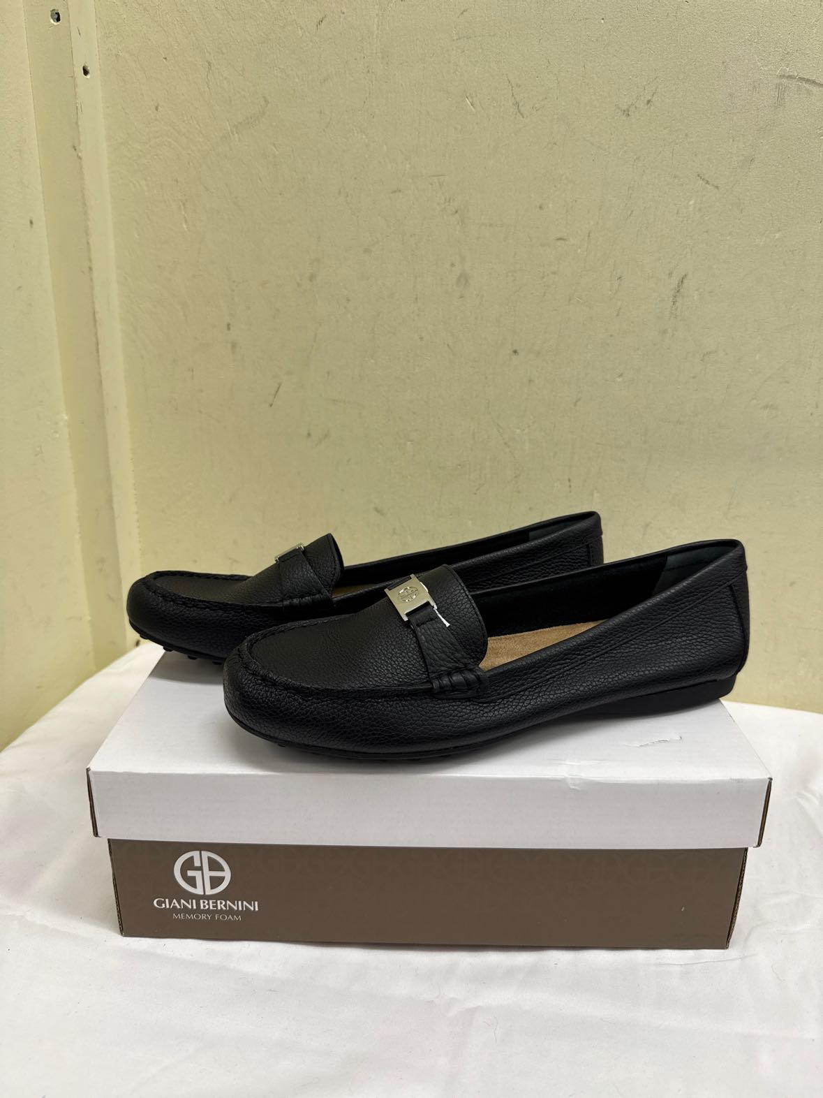NIB Giani Bernini Women's Size 9-1/2 Black Flats