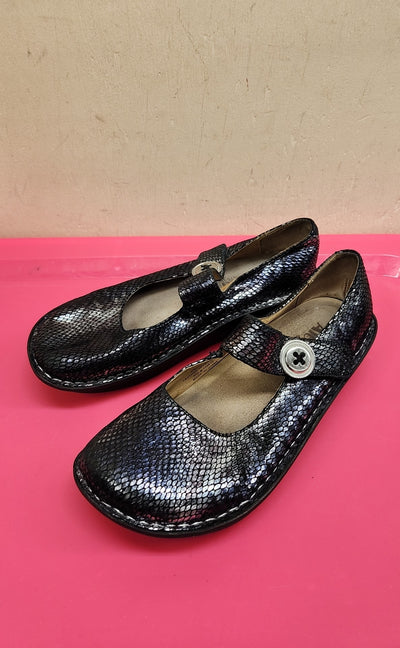 Alegria Women's Size 38 = 7-1/2 Black Leather Flats