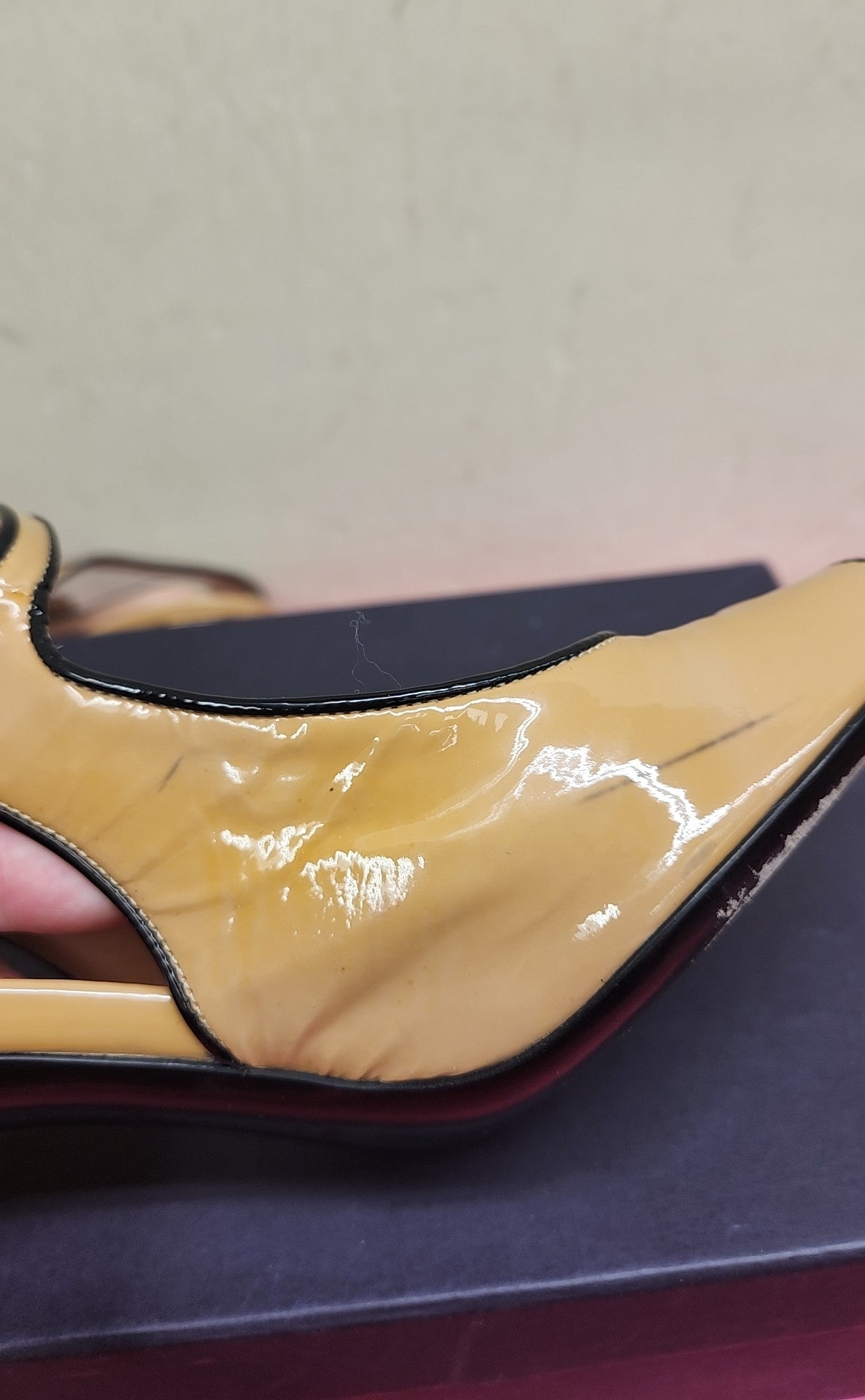 Prada Women's Size 38 = 7-1/2 Beige Sandals