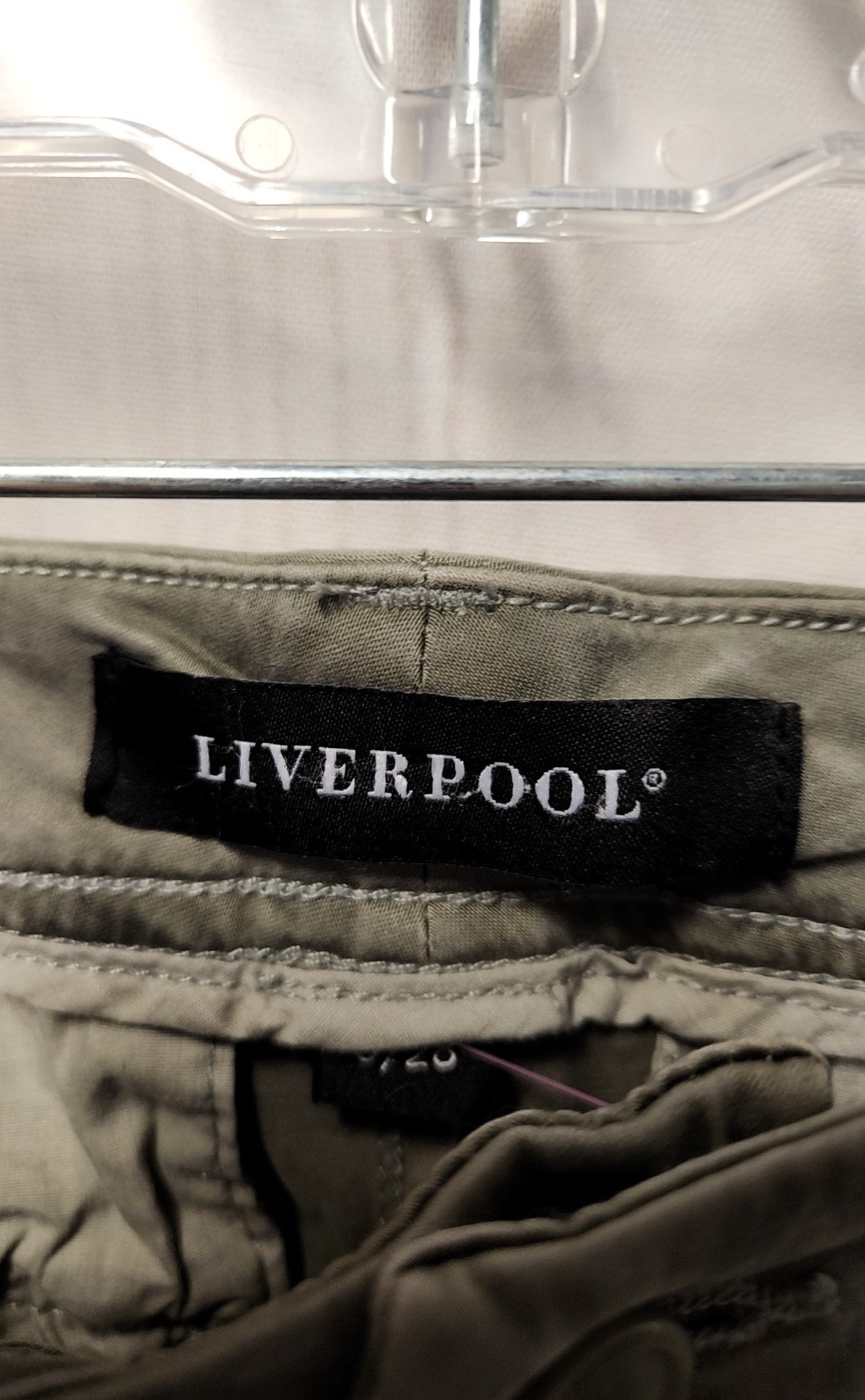Liverpool Women's Size 28 (5-6) Olive Green Pants