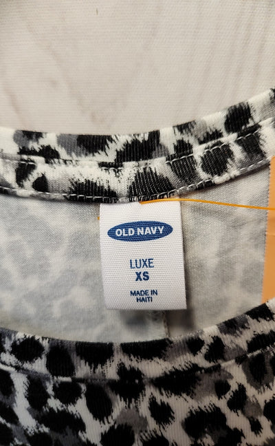 Old Navy Women's Size XS White & Black Animal Print Sleeveless Top