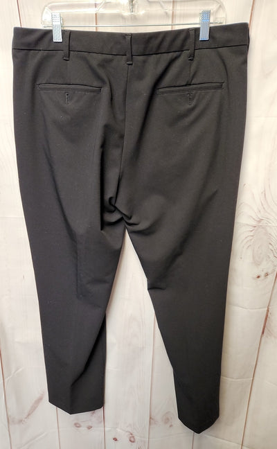 Van Heusen Men's Size 36x30 Black Pants