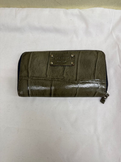 Kate Spade Green Wallet AS IS - stains inside