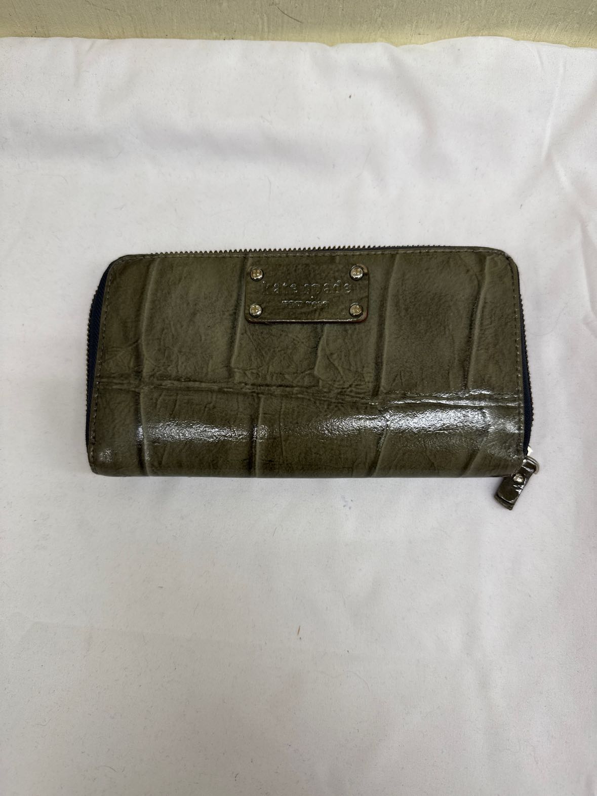 Kate Spade Green Wallet AS IS - stains inside