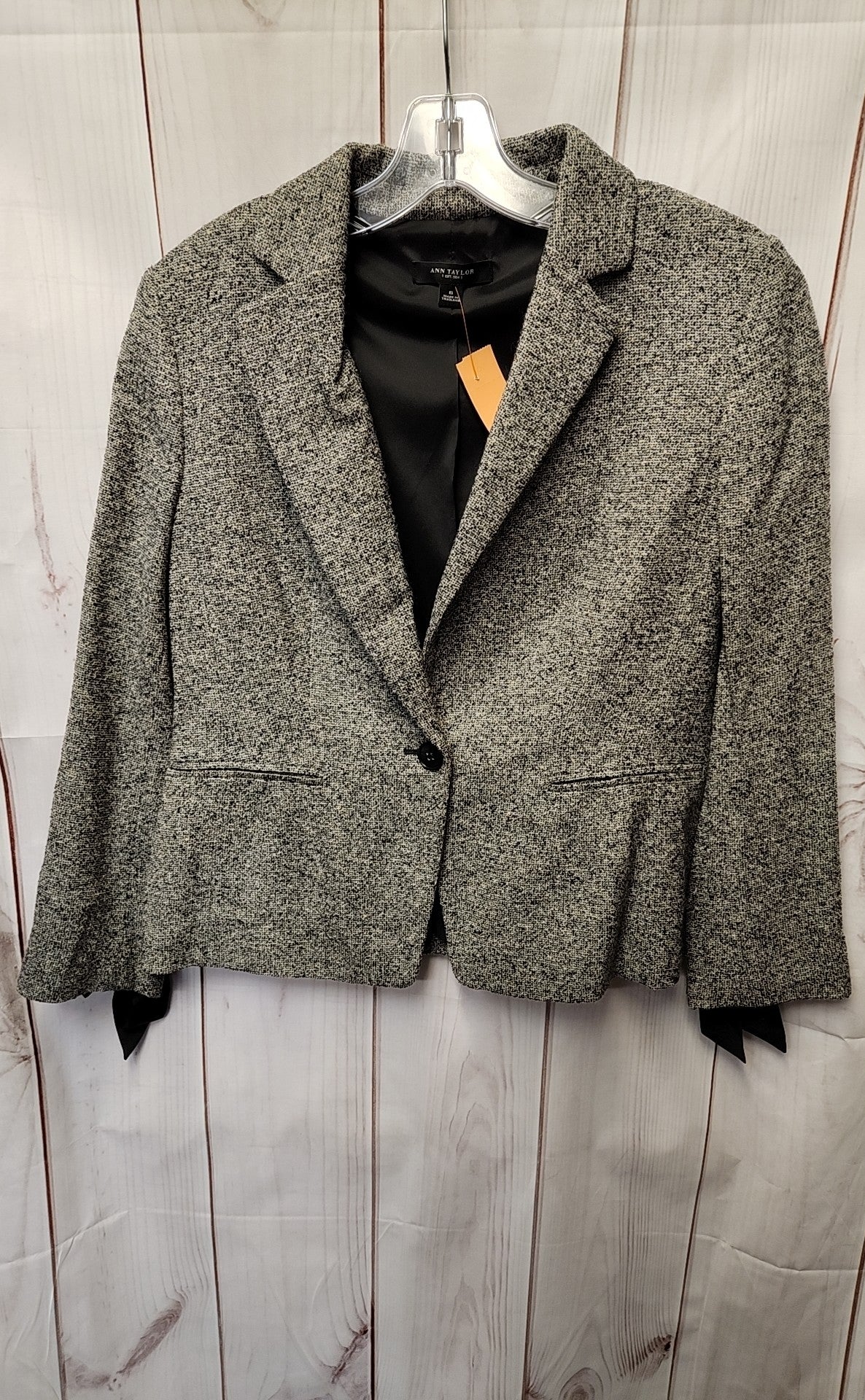 Ann Taylor Women's Size 6 Gray Blazer
