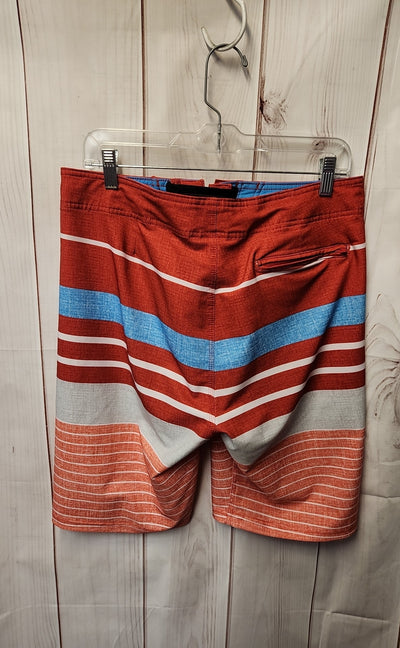 Old Navy Men's Size 32 Red Shorts
