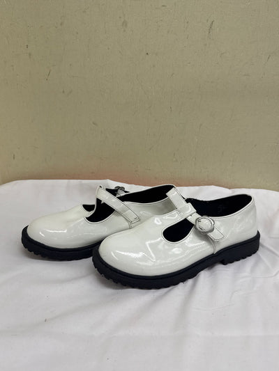Old Navy Girl's Size 3 White Shoes