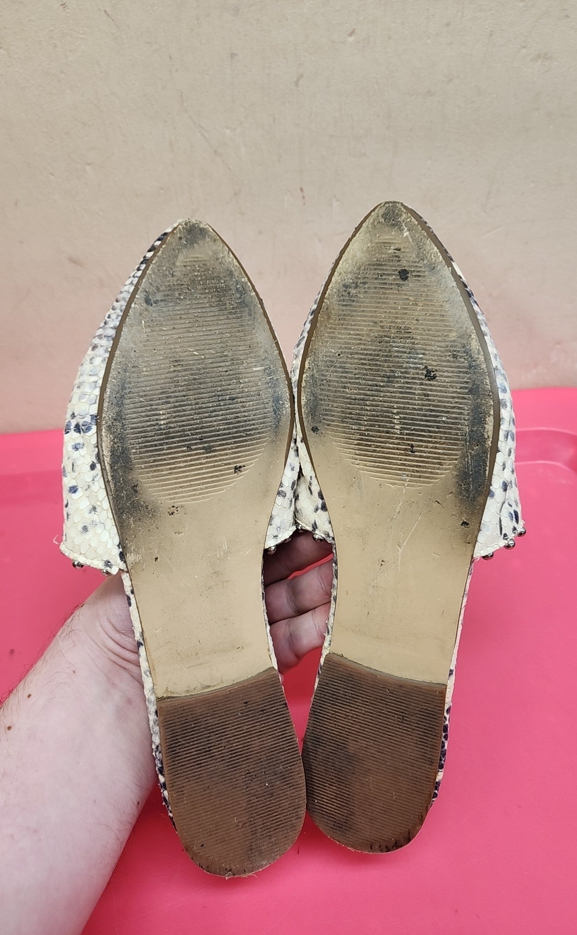 Steve Madden Women's Size 8 Beige Snakeskin Flats