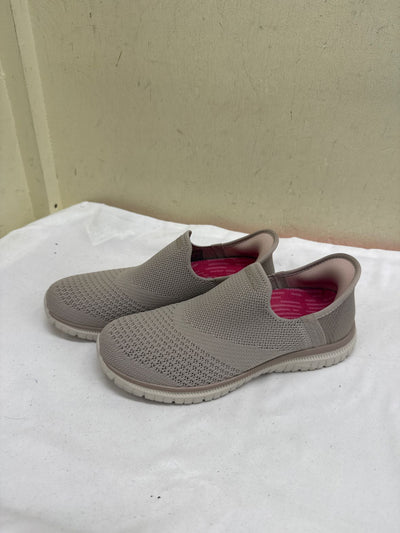 Skechers Women's Size 6 Beige Flats Shoes