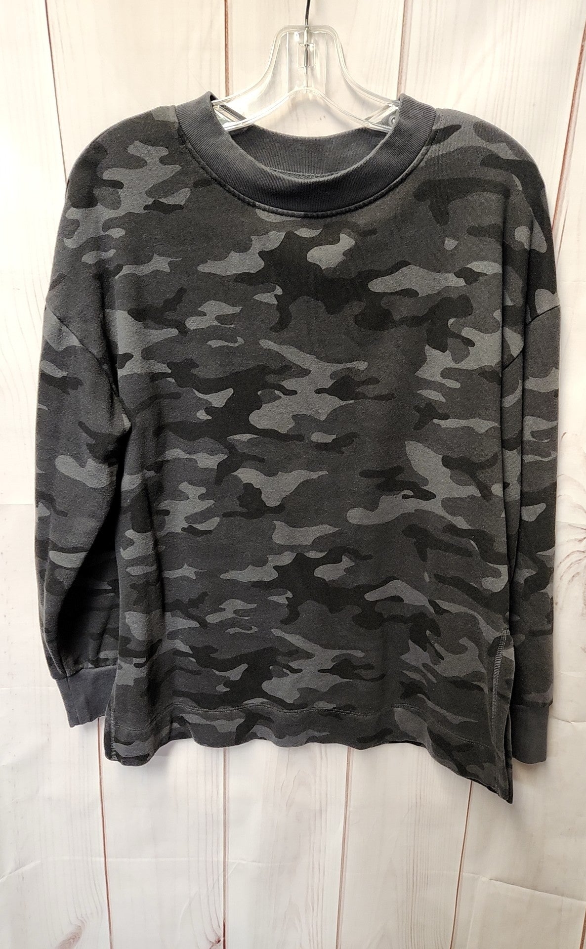 Gap Women's Size M Gray Camo Sweatshirt