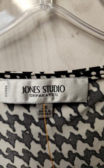 Jones Studio Women's Size 3X Black & White Sleeveless Top
