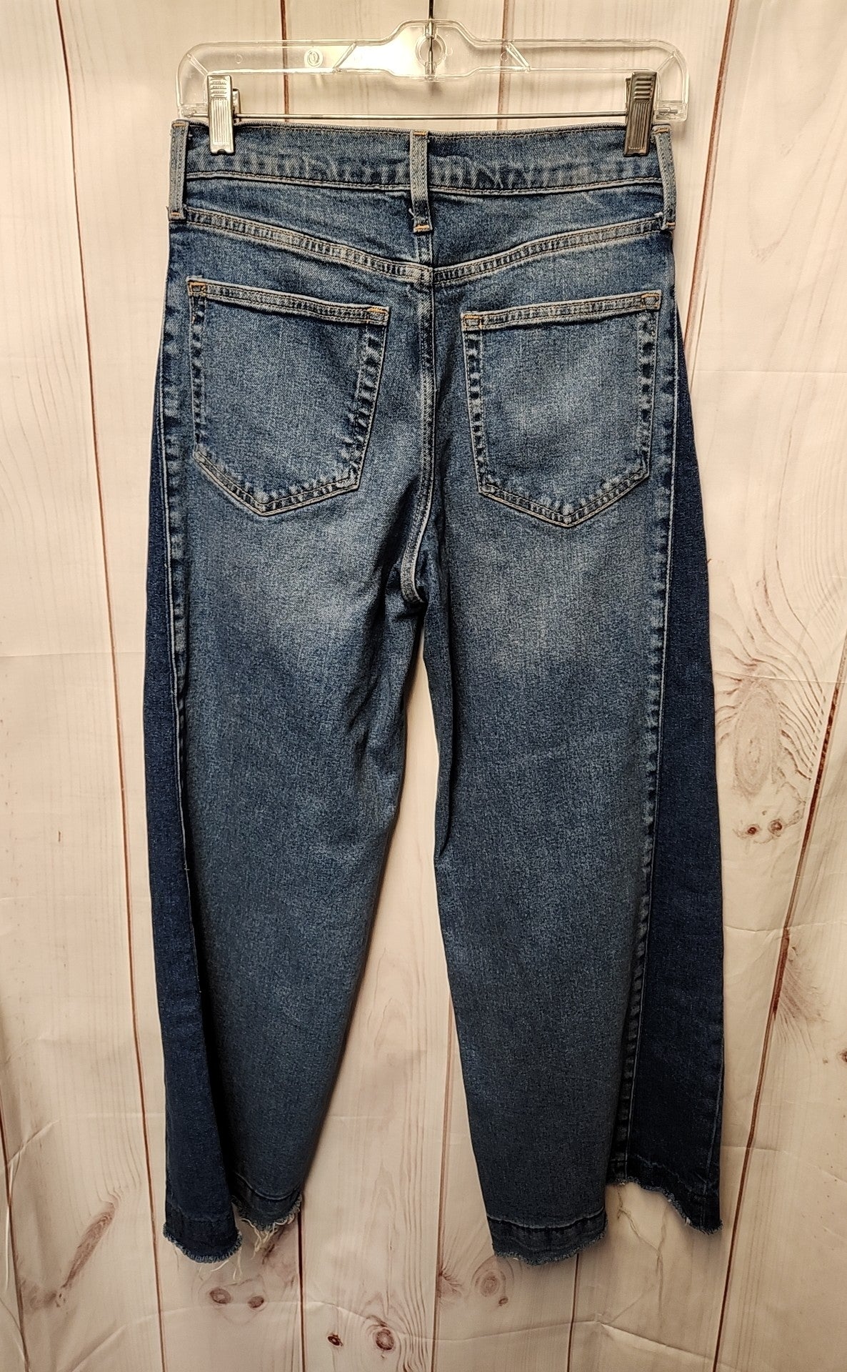 Gap Women's Size 26 (1-2) Blue Jeans High Rise Stride