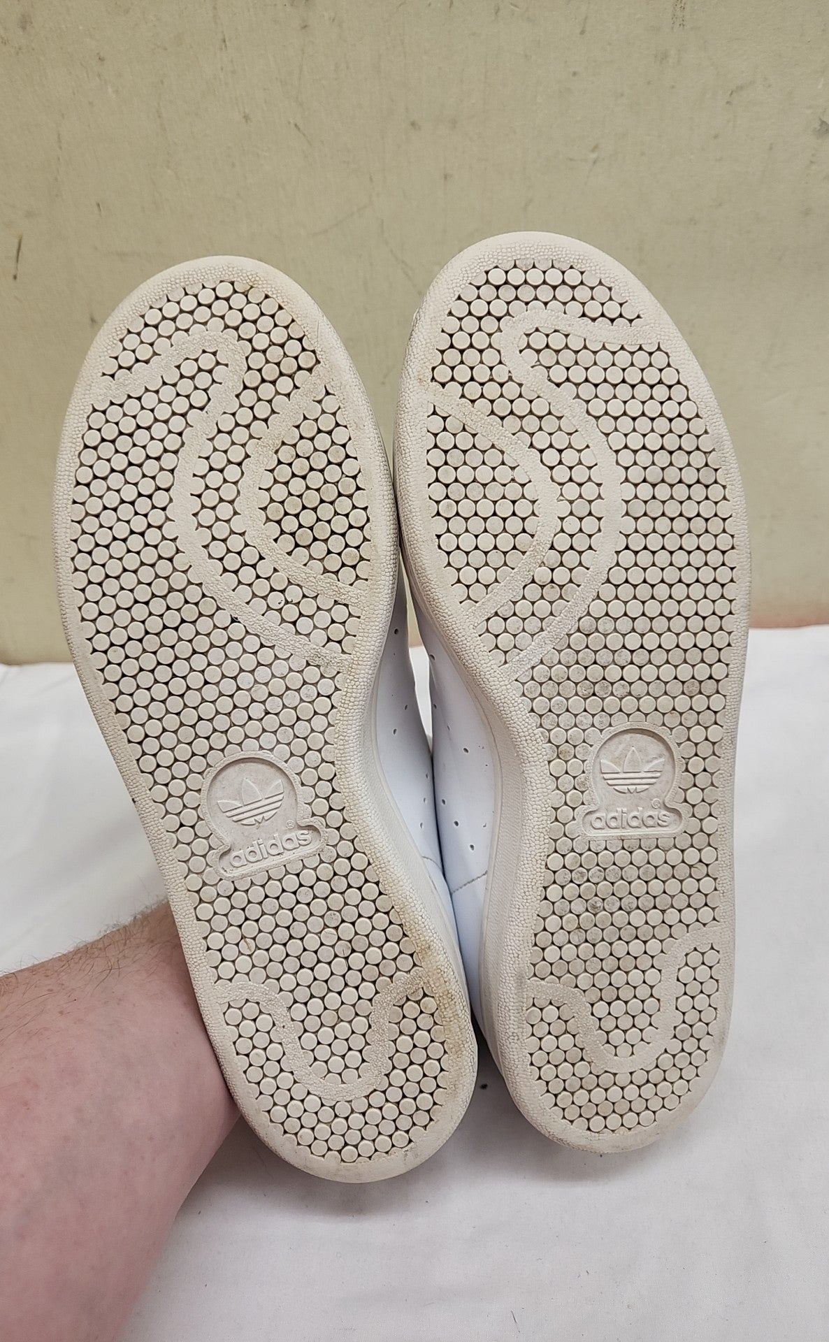 Adidas Stan Smith Men's Size 9 White Sneakers Shoes