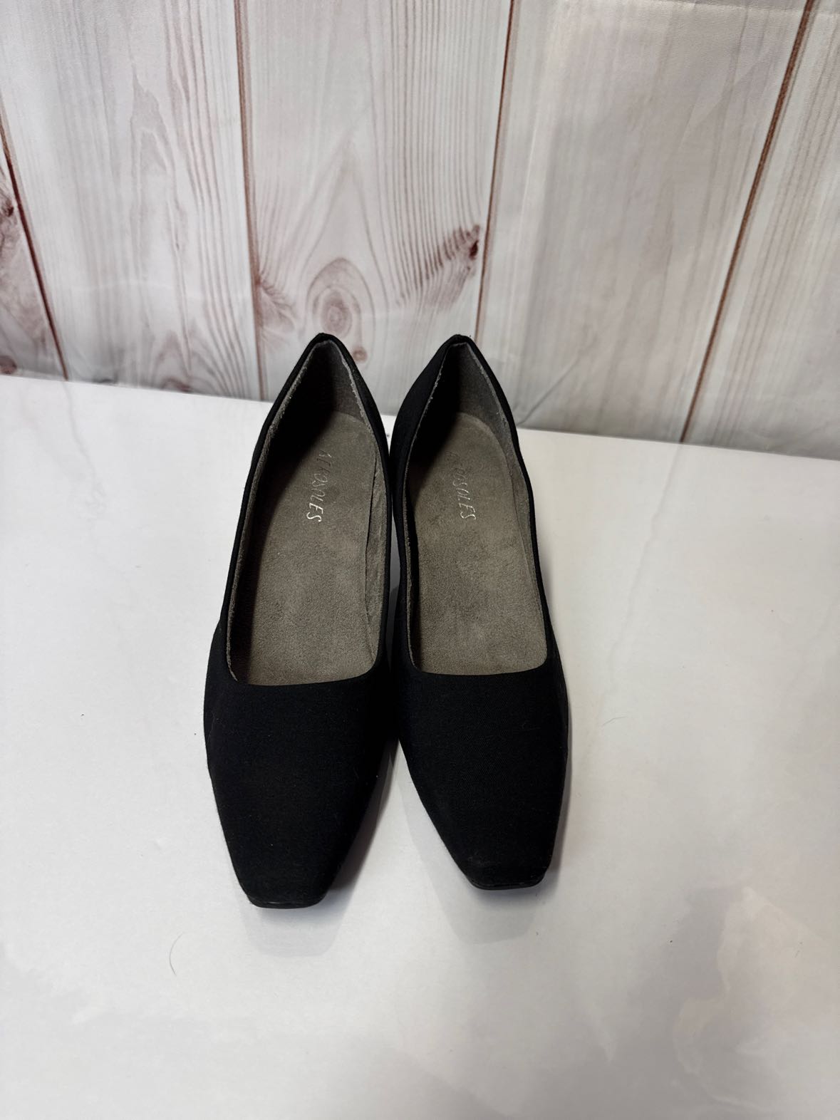Aerosoles Women's Size 6 Black Pumps