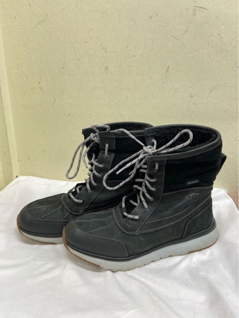 Ugg Women's Size 9 Black Boots Shoes