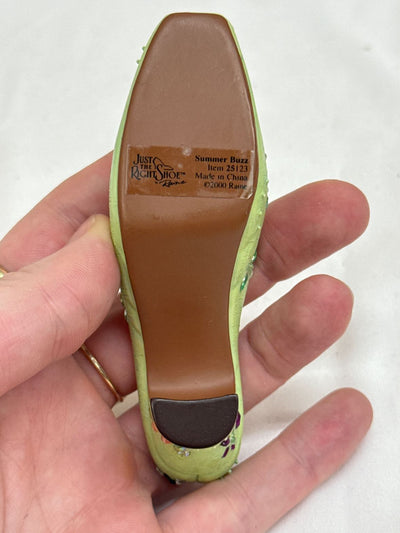 Just the Right Shoe "Summer Buzz" 2000 Green Pump Figurine