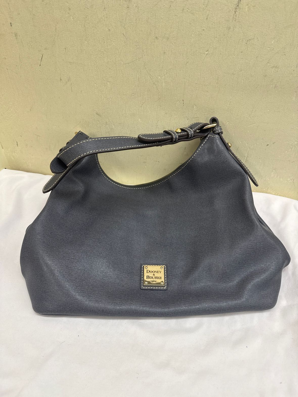 Dooney & Bourke Gray Leather Adjustable Shoulder Purse Bag