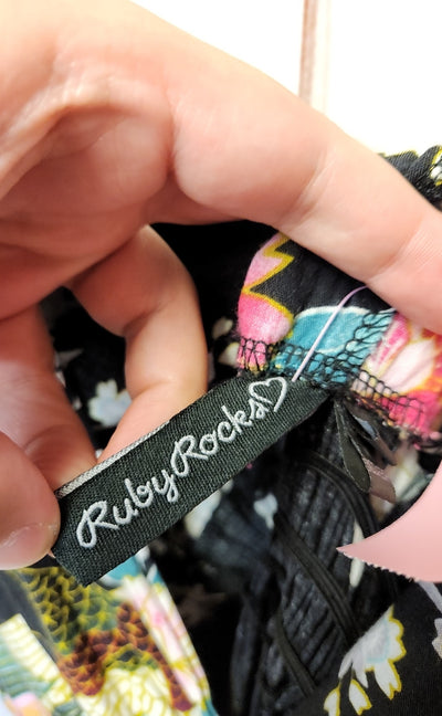 Ruby Rocks Women's Size L Black Floral Dress