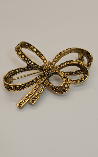 Gold Bow Brooch Pin