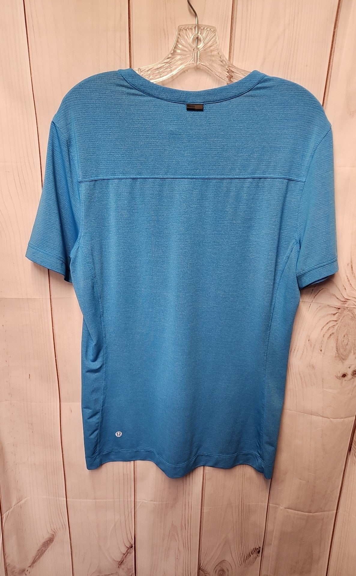 Lululemon Men's Size M Blue Shirt