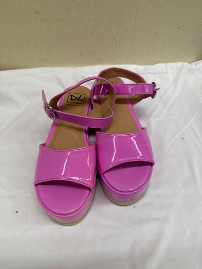 Dirty Laundry Women's Size 5-1/2 Pink Sandals Shoes