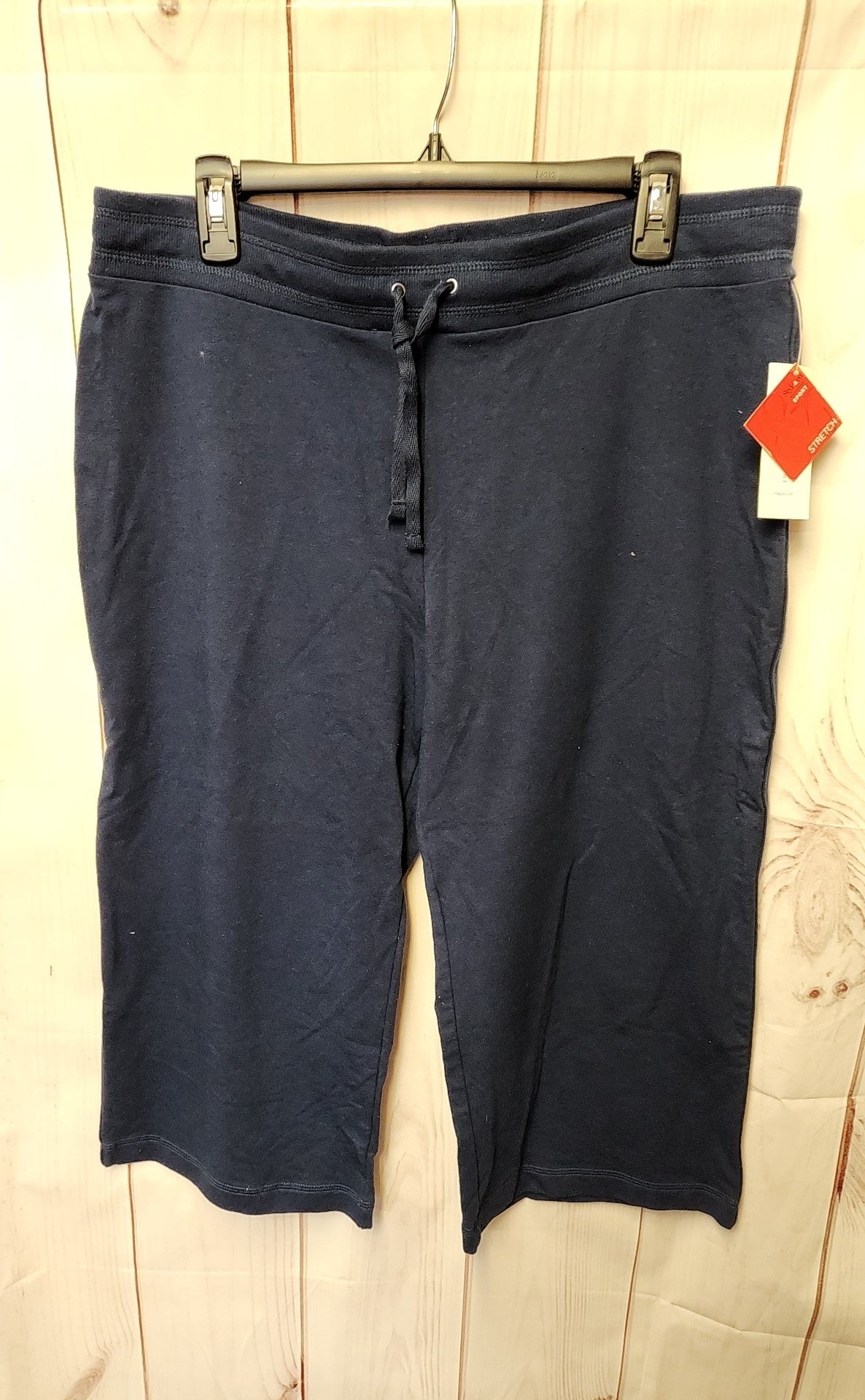 NWT Style & Co Women's Size L Navy Capris