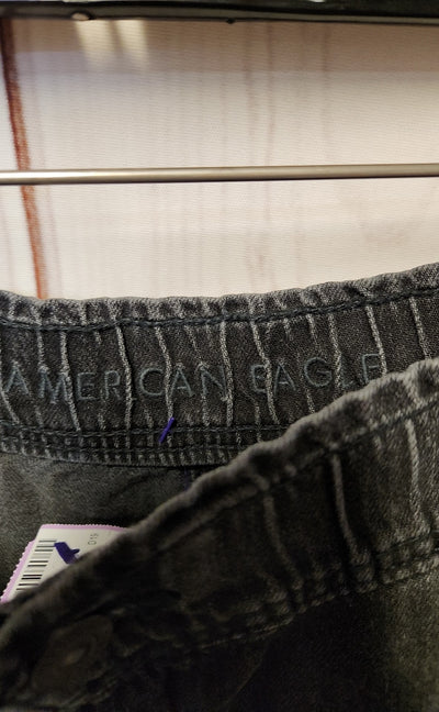 American Eagle Women's Size 12 Black Shorts Mom Short