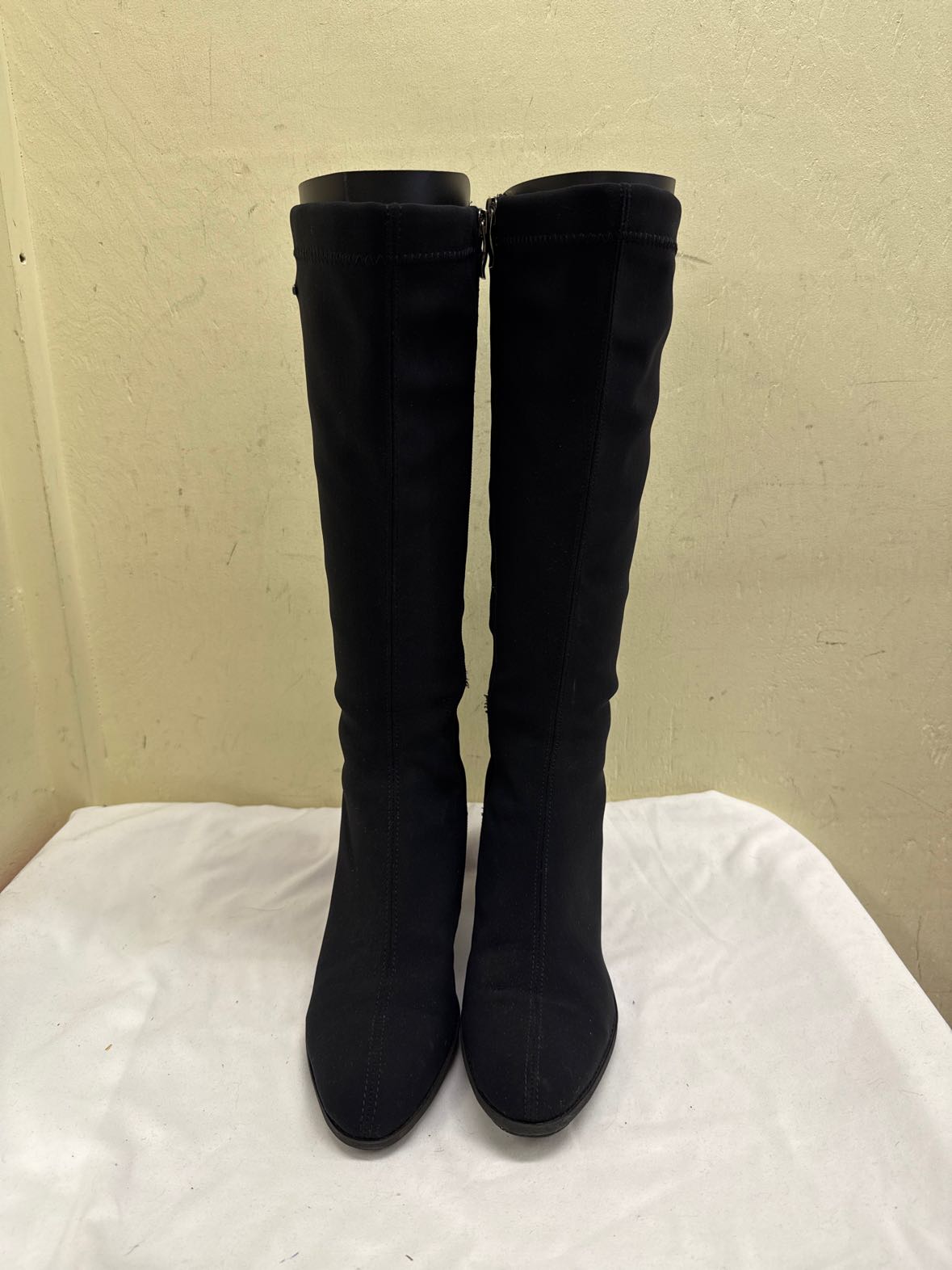 Goretex Women's Size 9 Black Boots Shoes