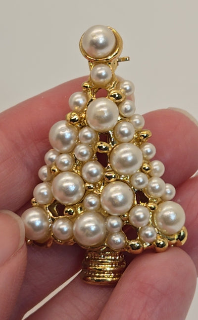 Gold White Christmas Tree Holiday Beaded Brooch Pin