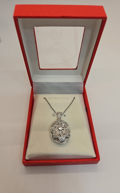NIB .925 Sterling Silver Necklace