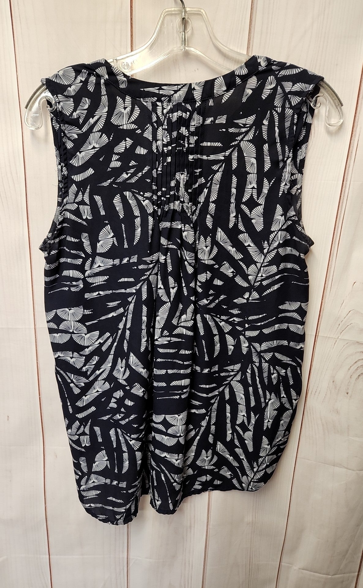 Grace Women's Size S Navy Floral Sleeveless Top