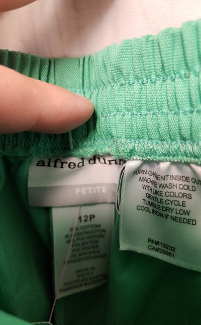 NWT Alfred Dunner Women's Size 12 Petite Green Pants