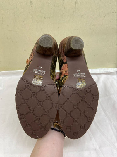 L'Artiste Women's Size 40 = 9-1/2 Brown Leather Pumps Shoes