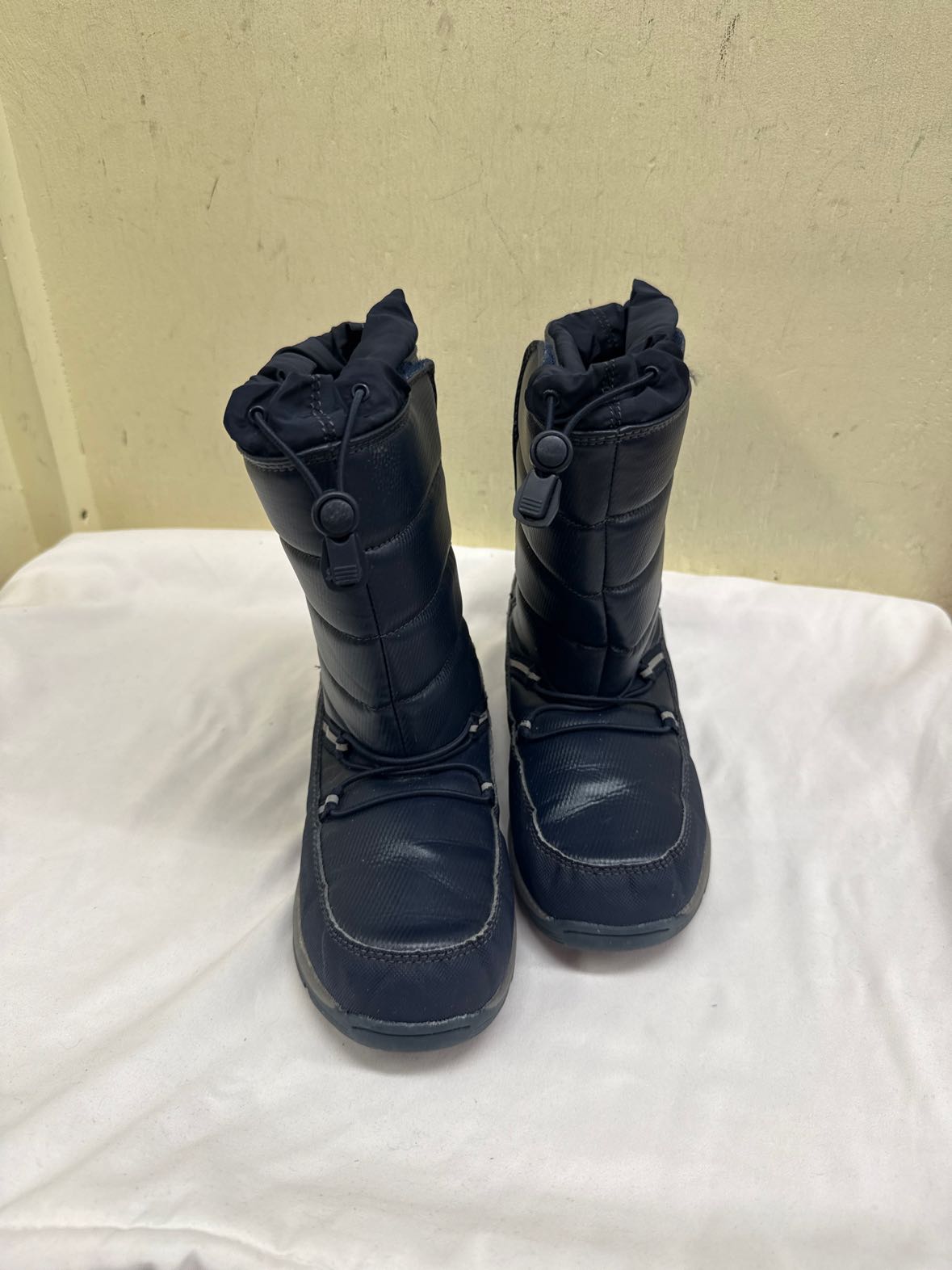Lands End Boy's Size 3 Navy Boots