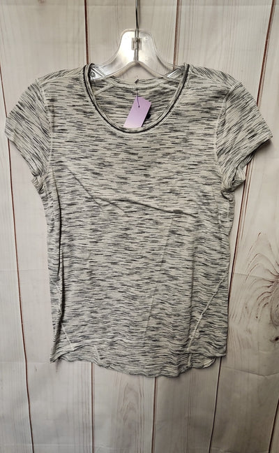 Lululemon Women's Size S Gray Short Sleeve Top