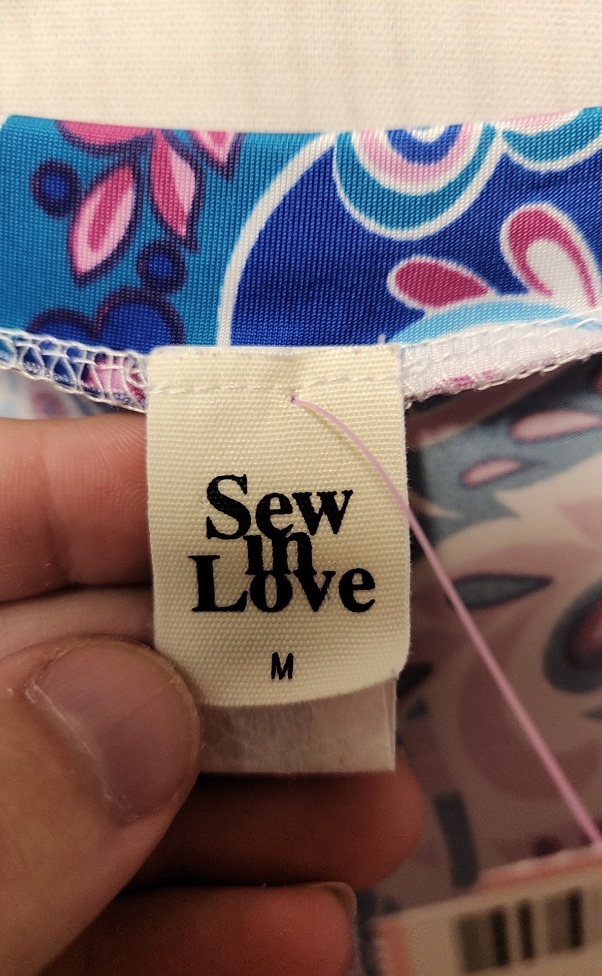 Sew in Love Women's Size M Blue & Pink Sleeveless Top