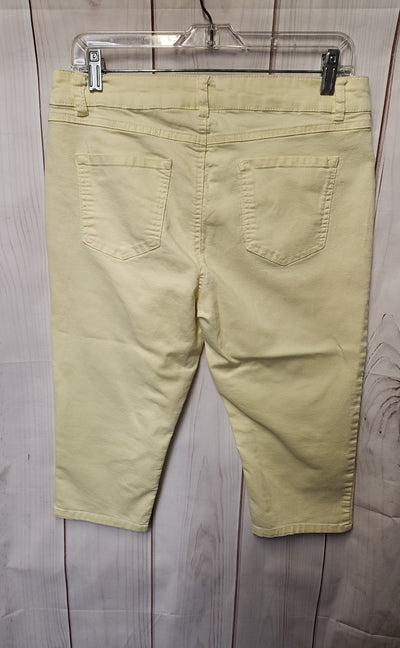 D Jeans Women's Size 14 Yellow Capris