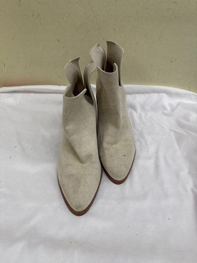 BP Women's Size 7 White Boots Shoes