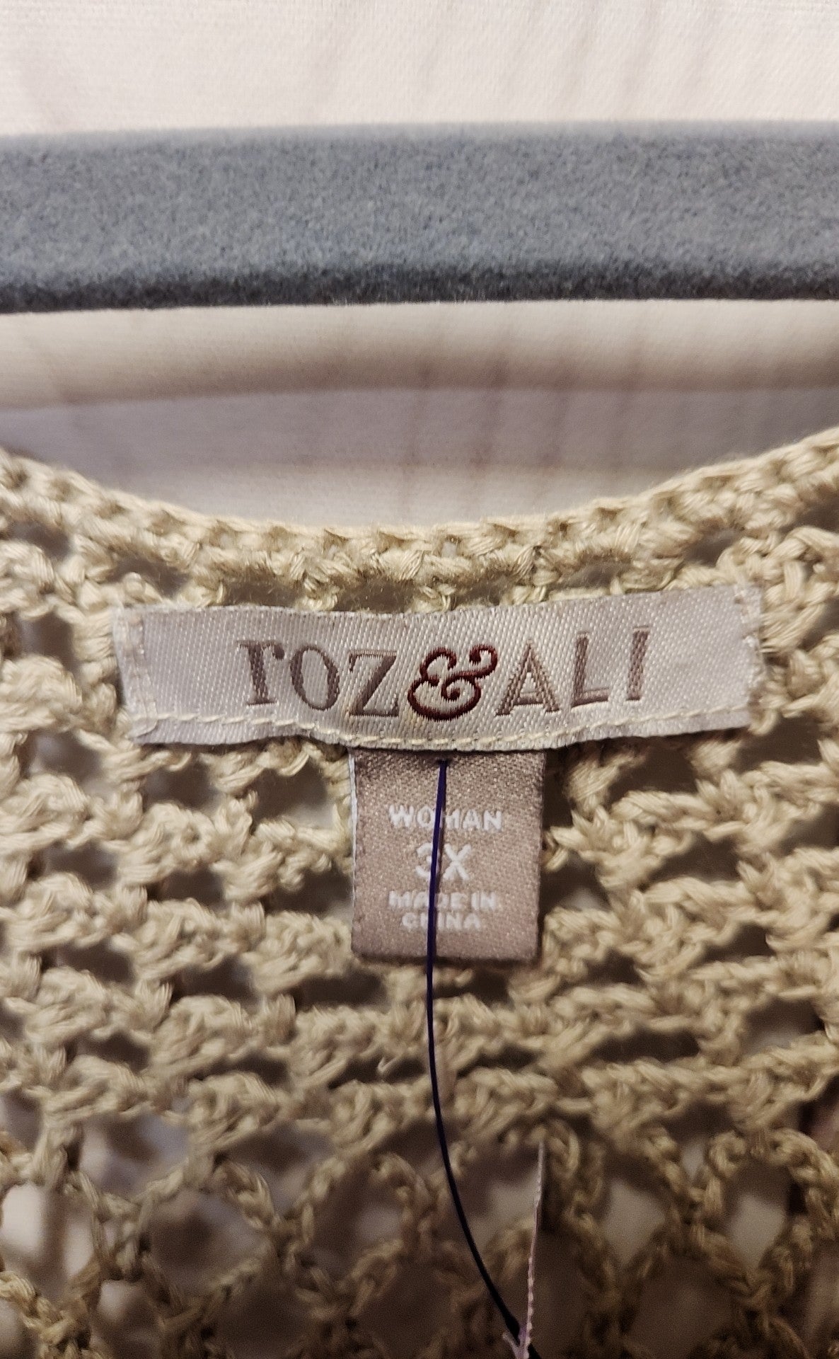 Roz & Ali Women's Size 3 Brown Sweater