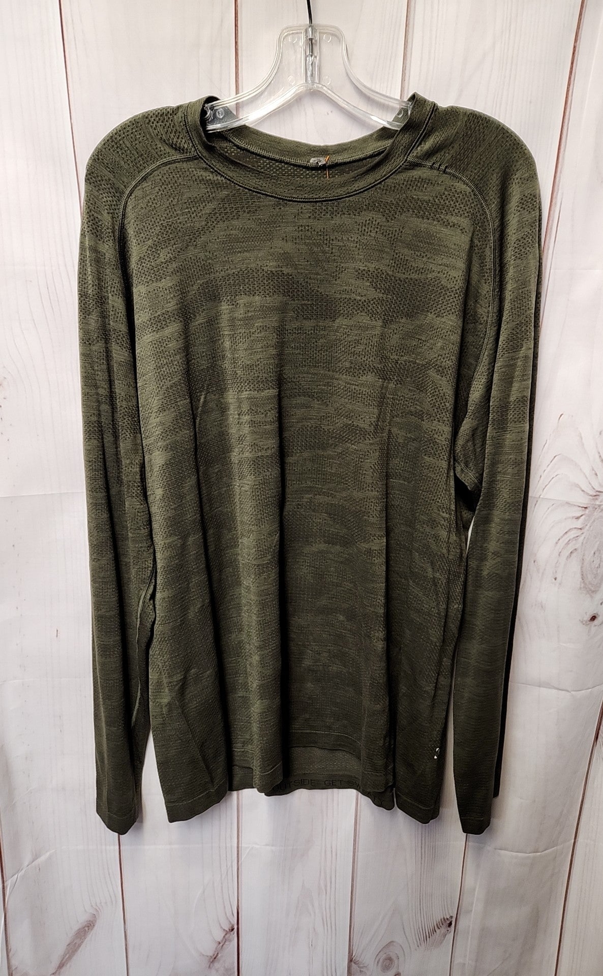 Lululemon Men's Size XL Green Shirt