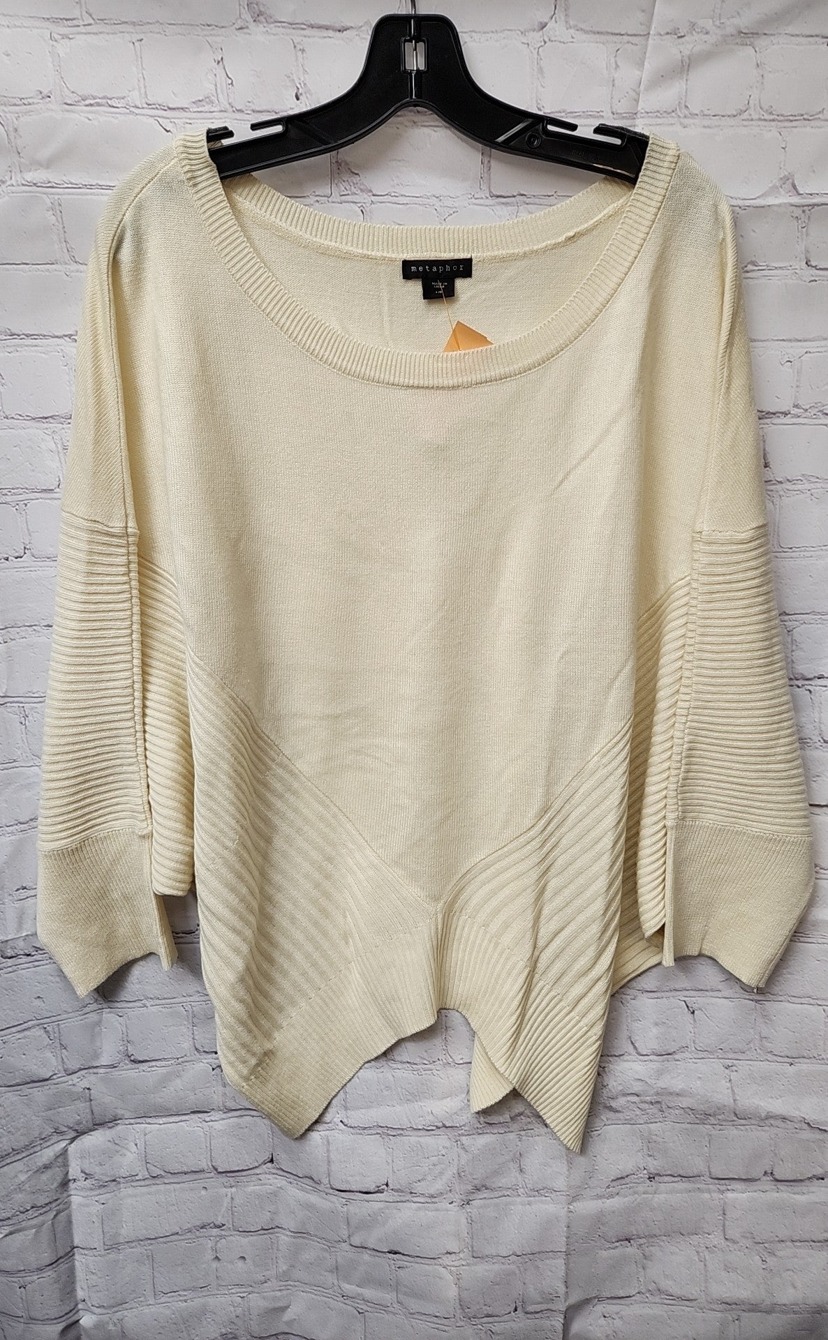 Metaphor Women's Size L White Poncho