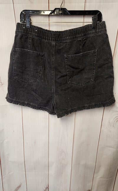American Eagle Women's Size 12 Black Shorts Mom Short