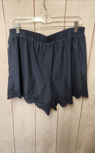Lauren Conrad Women's Size L Navy Shorts