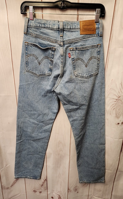 Levis Women's Size 25 (0) Blue Jeans Wedgie Straight