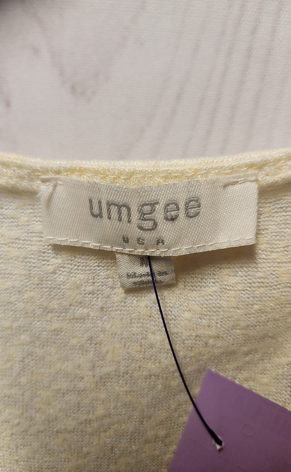 Umgee Women's Size M Yellow Sleeveless Top