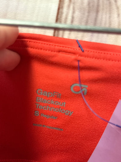 Gap Women's Size S Red Active Capris
